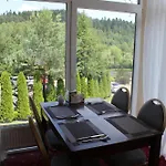 Курортний Комплекс Santa Maria Hotel *