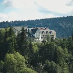 Курортний Комплекс Santa Maria Hotel